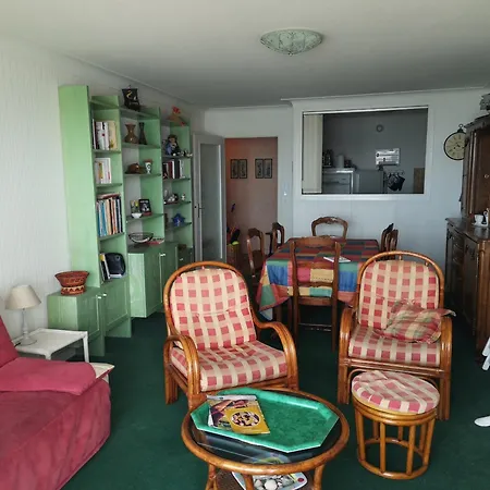 La Brise - 2 Etoiles Face * Les Sables-dʼOlonne