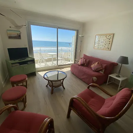 La Brise - 2 Etoiles Face Les Sables-dʼOlonne