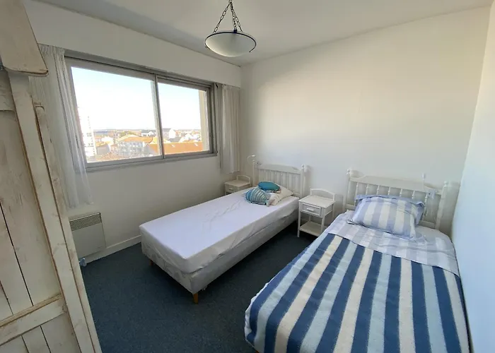 公寓 La Brise - 2 Etoiles Face 莱萨布勒-多洛讷